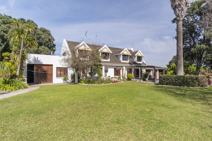 6 Bedroom Property for Sale in Schaap Kraal Western Cape